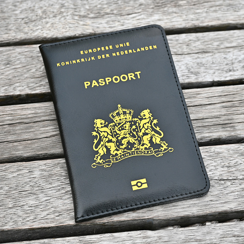 Leather Passport Cover - Travel Essentials Niederlande Reisepasshülle Niederlande Reisepasshülle